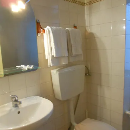 Pensión Residencia Nova Avenida